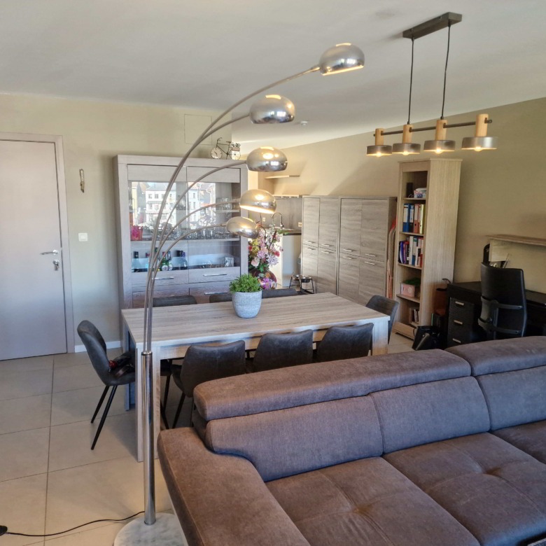Mooi appartement met topligging op de markt!