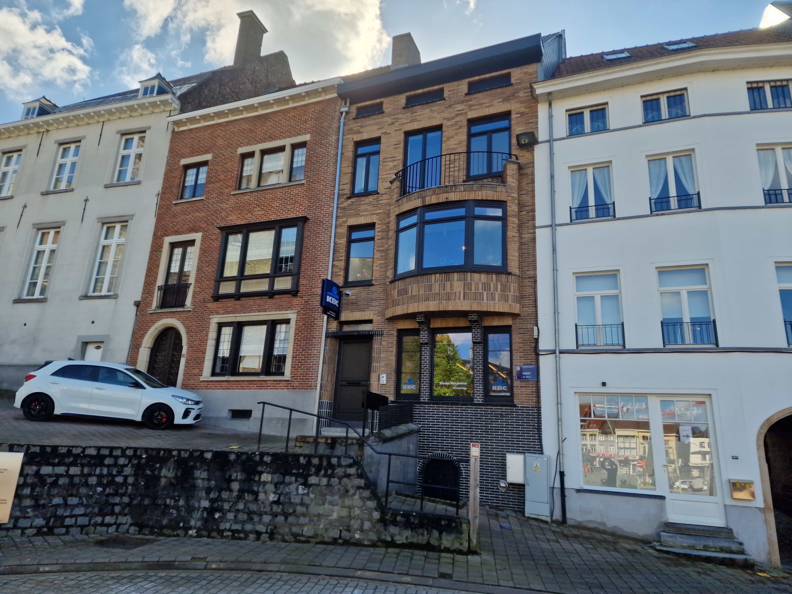 Mooi appartement met topligging op de markt!