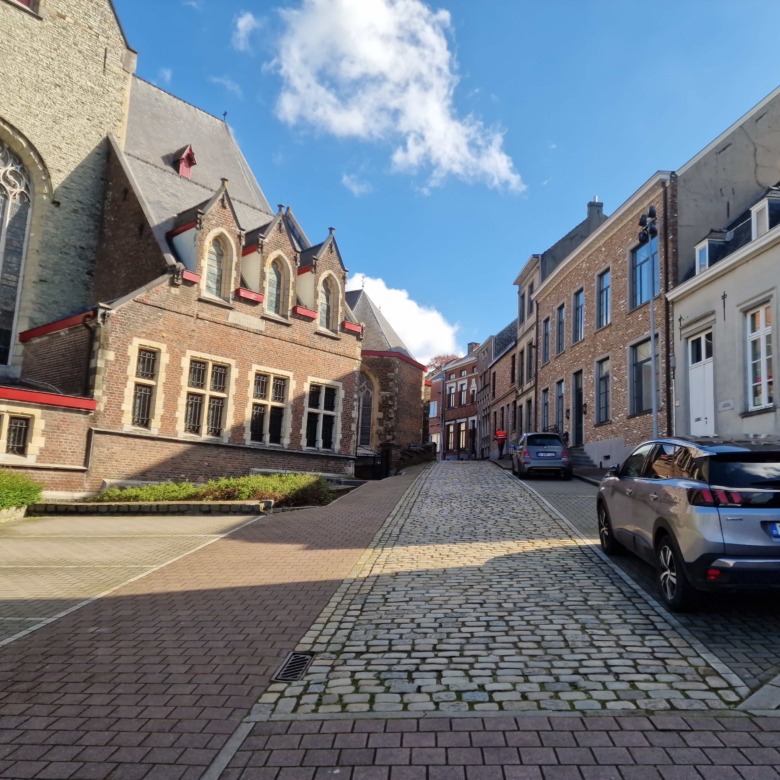 Mooi appartement met topligging op de markt!