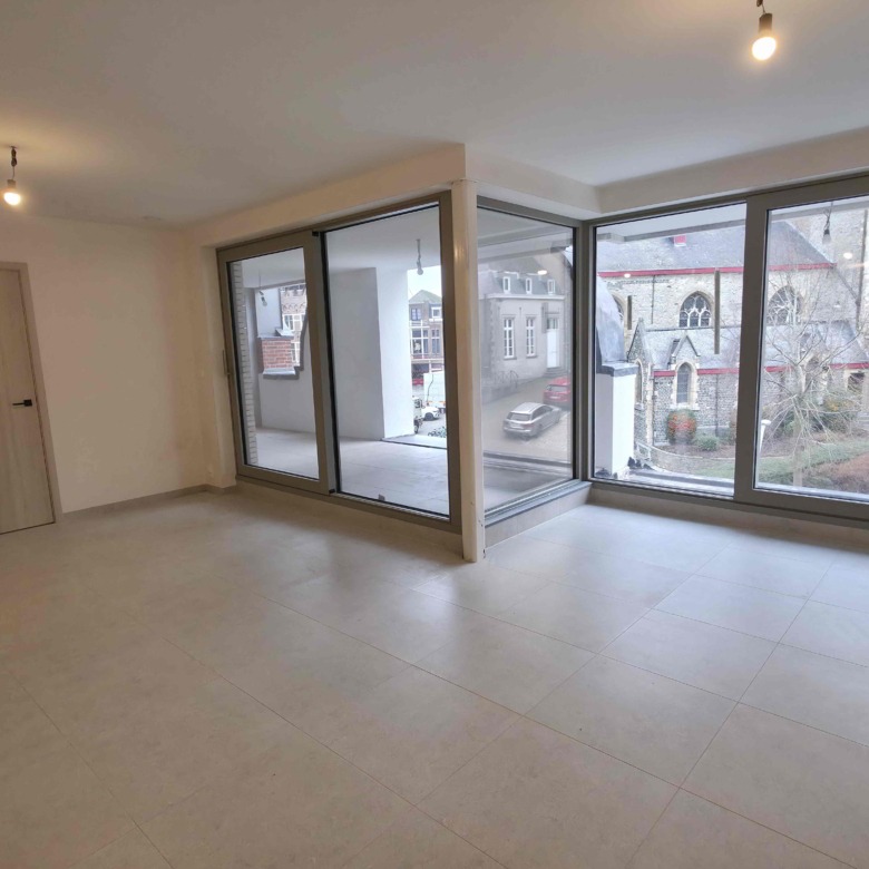 Comfortabel nieuwbouwappartement op de markt!