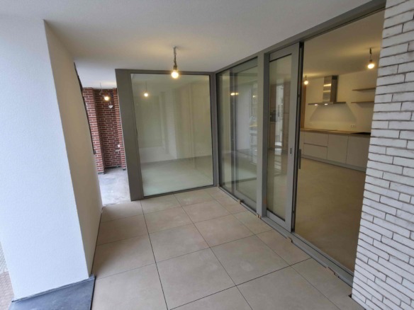 Comfortabel nieuwbouwappartement op de markt!