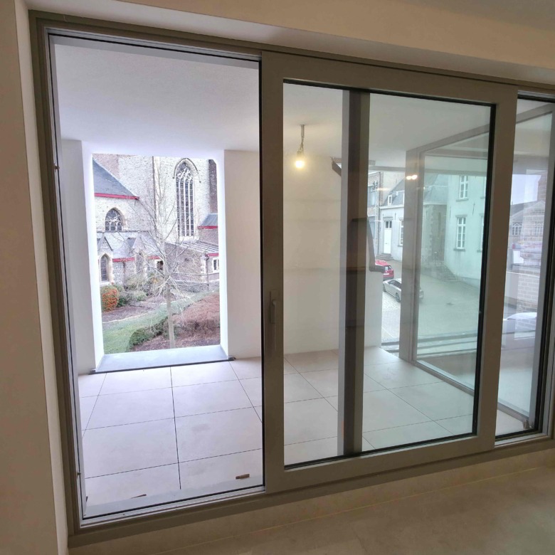 Comfortabel nieuwbouwappartement op de markt!