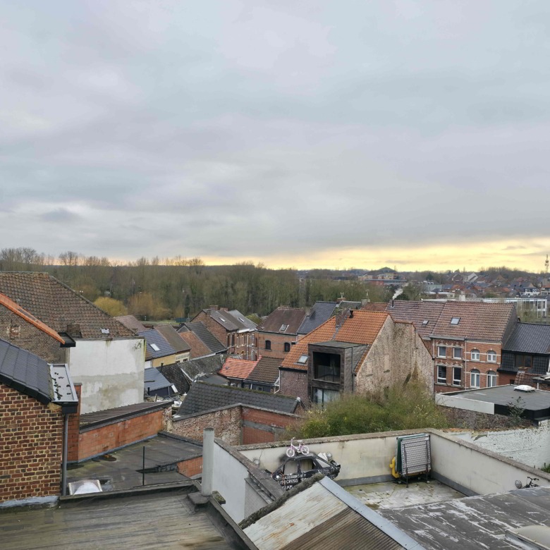 Comfortabel nieuwbouwappartement op de markt!