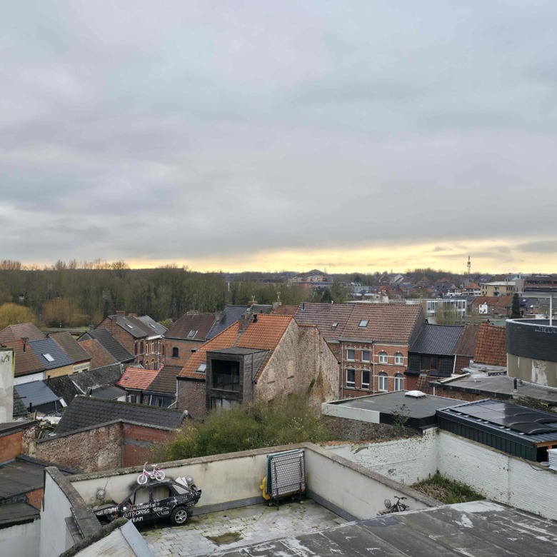 Comfortabel nieuwbouwappartement op de markt!