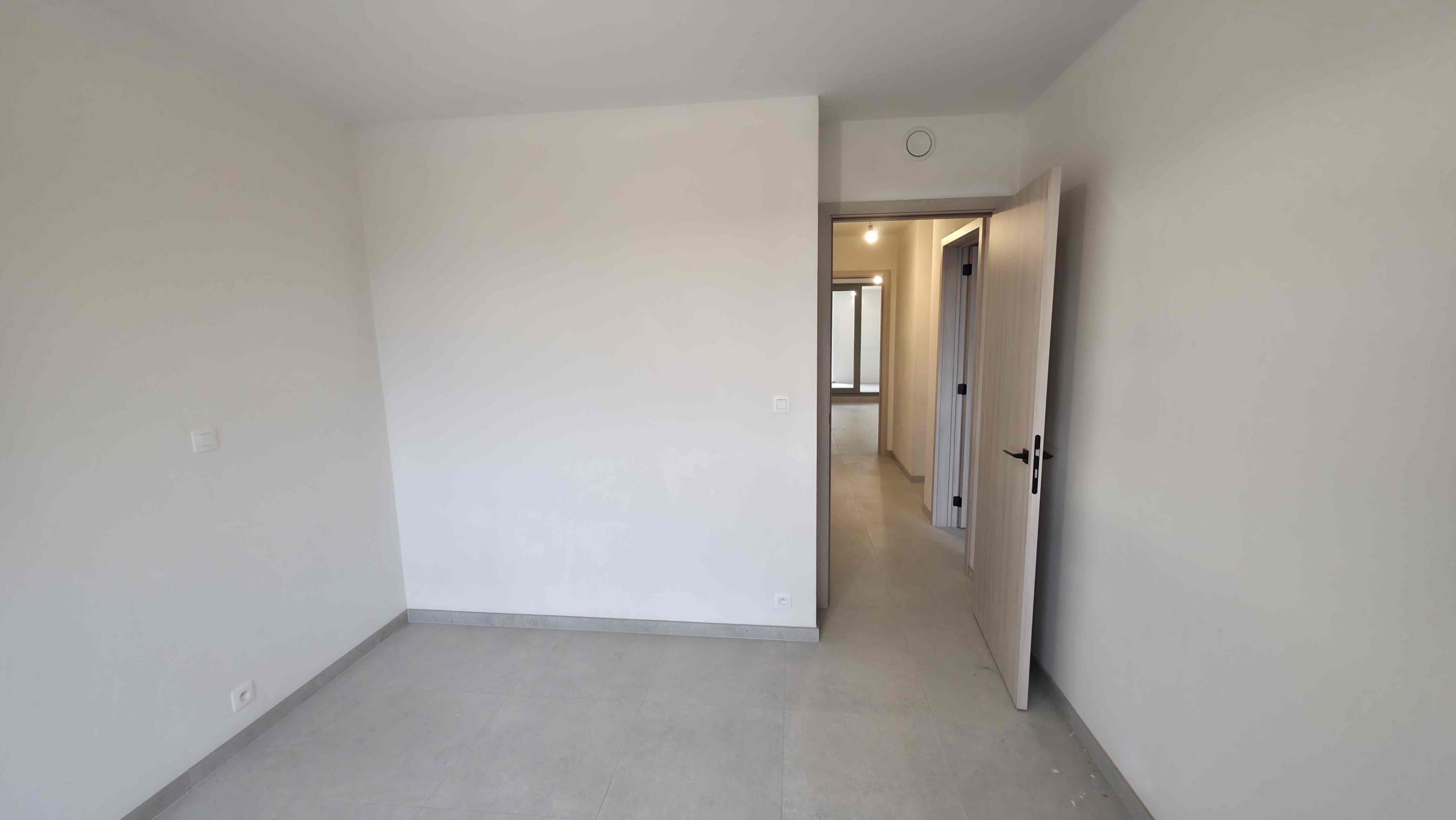 Comfortabel nieuwbouwappartement op de markt!