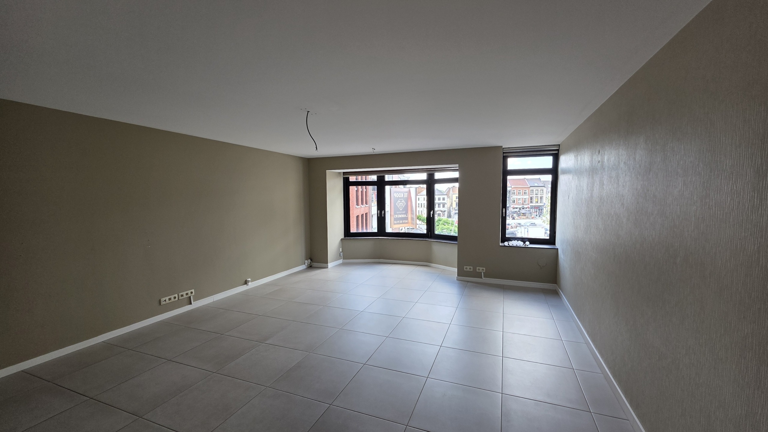 Mooi appartement met topligging op de markt!