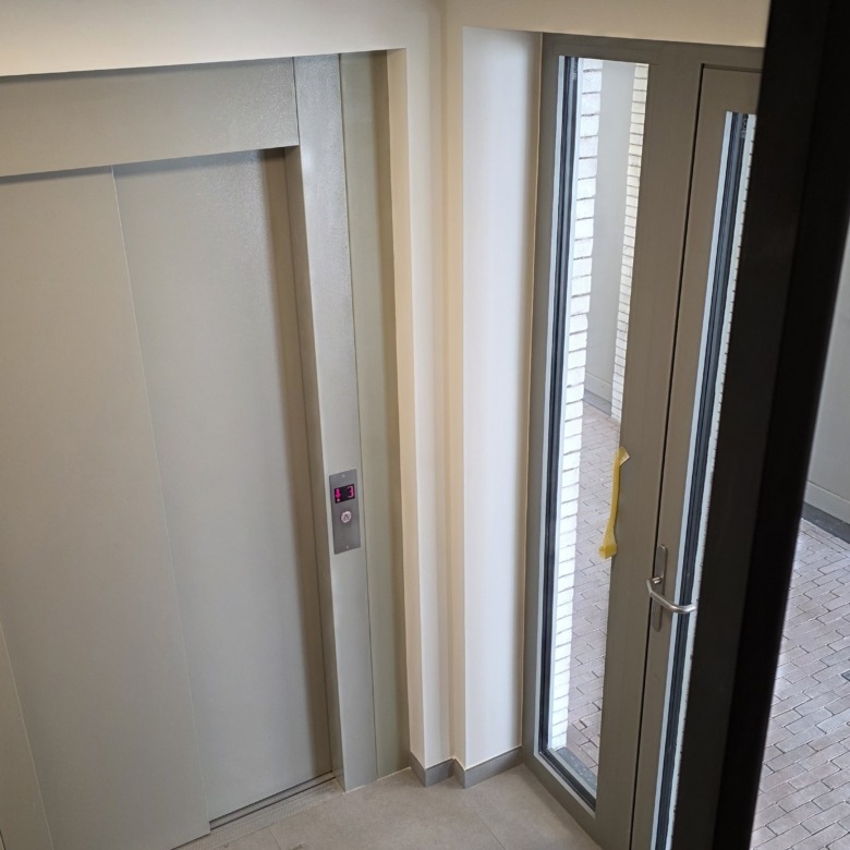 Comfortabel nieuwbouwappartement op de markt!