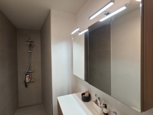 Comfortabel nieuwbouwappartement op de markt!