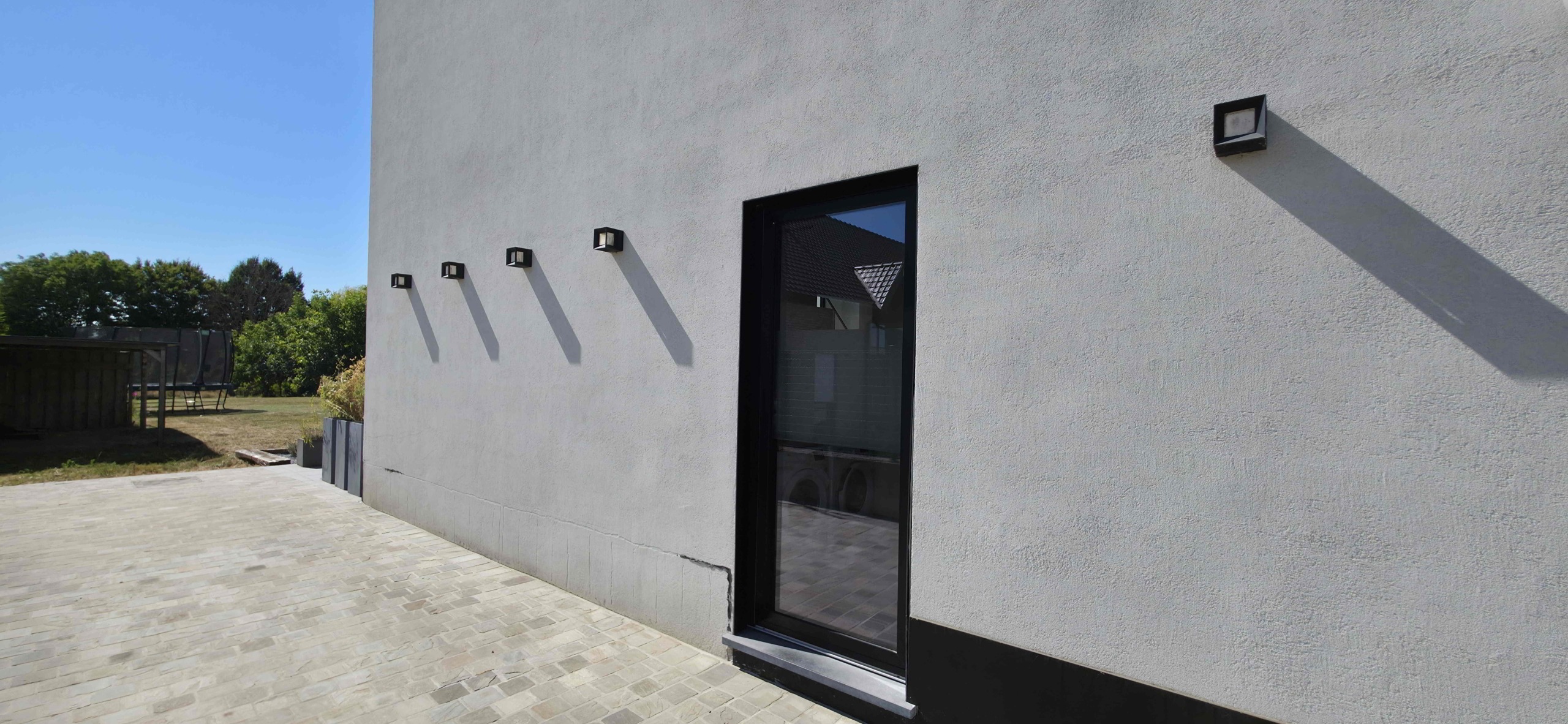 Enorm lichtrijke en energiezuinige woning met uitzonderlijk potentieel!