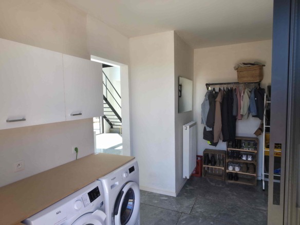 Enorm lichtrijke en energiezuinige woning met uitzonderlijk potentieel!