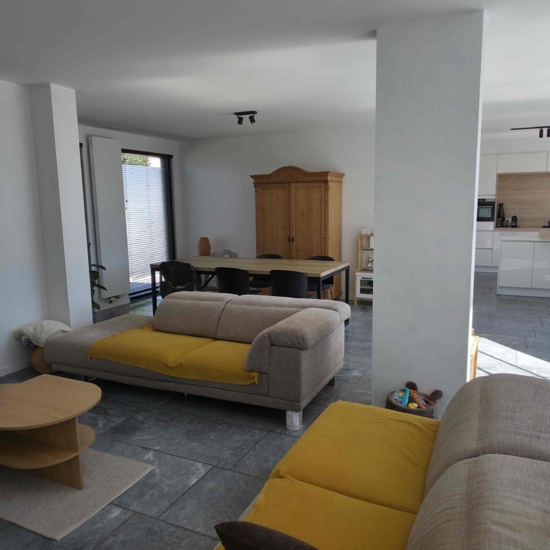 Enorm lichtrijke en energiezuinige woning met uitzonderlijk potentieel!