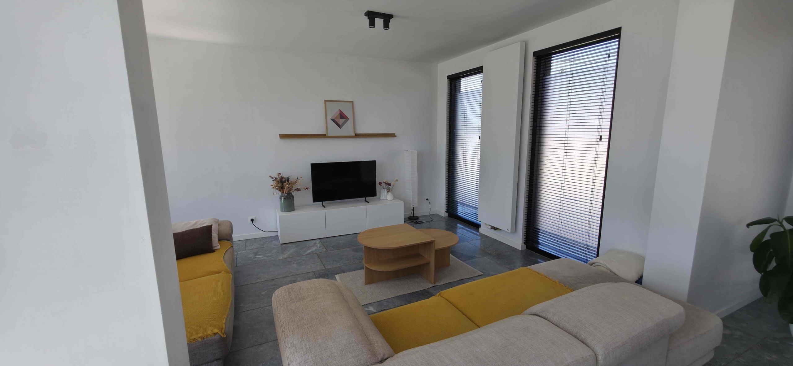 Enorm lichtrijke en energiezuinige woning met uitzonderlijk potentieel!