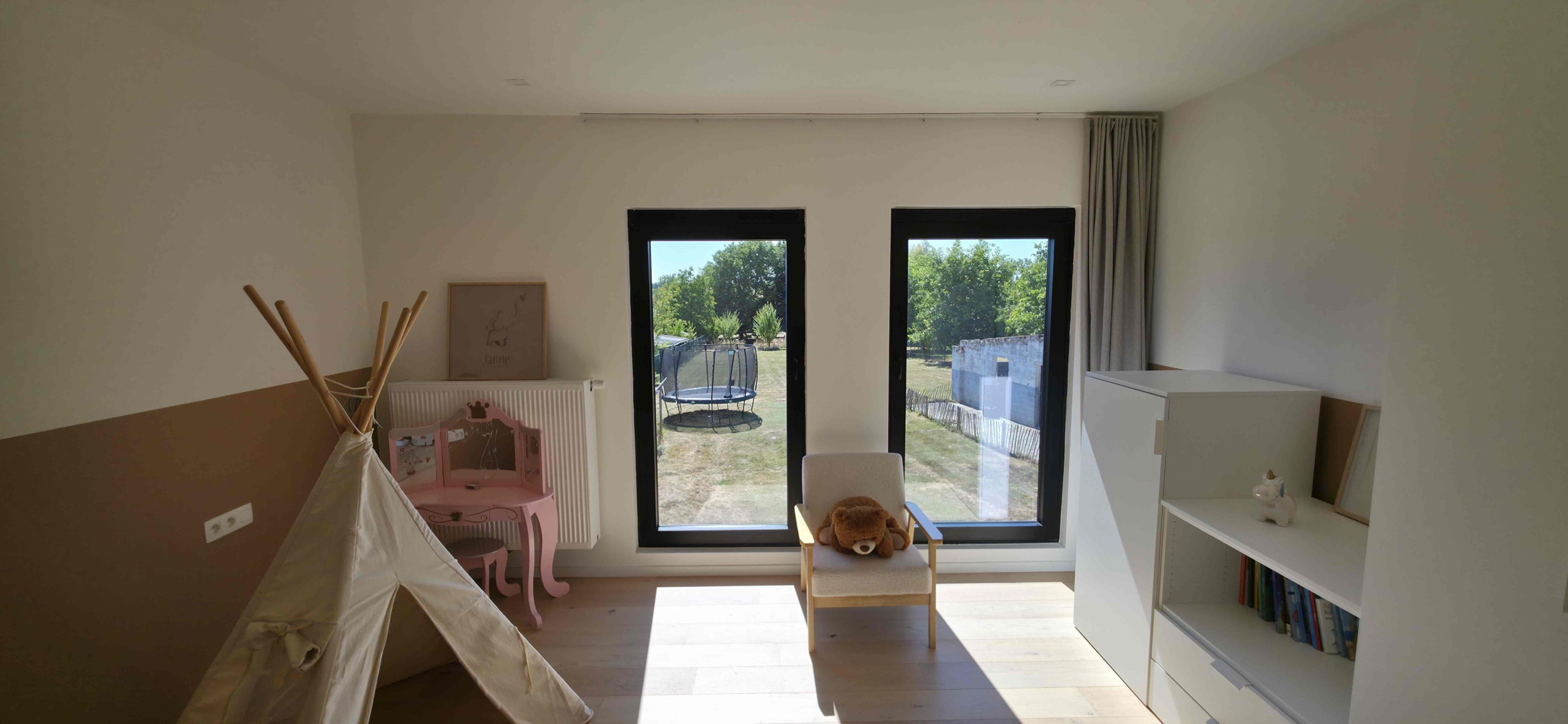 Enorm lichtrijke en energiezuinige woning met uitzonderlijk potentieel!