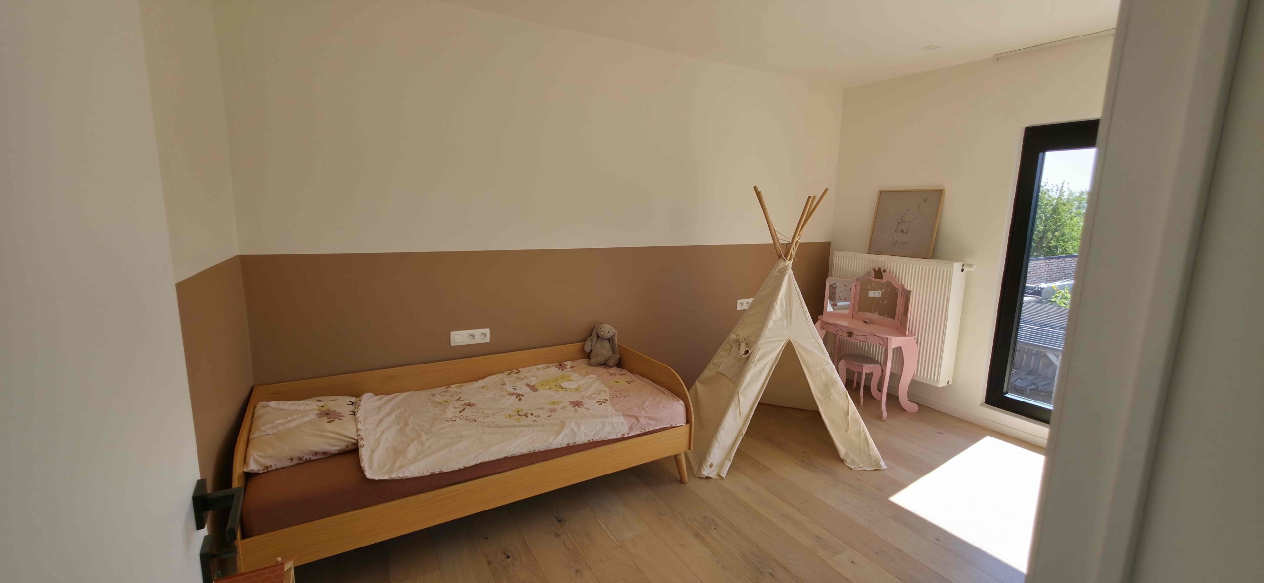 Enorm lichtrijke en energiezuinige woning met uitzonderlijk potentieel!