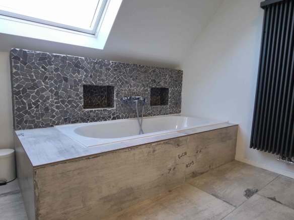 Enorm lichtrijke en energiezuinige woning met uitzonderlijk potentieel!