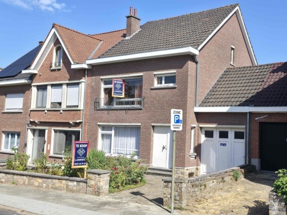 Ruime gezinswoning op toplocatie aan de stadsrand