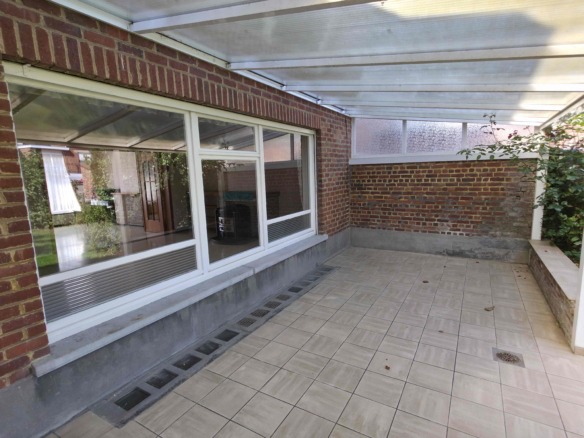 Ruime gezinswoning op toplocatie aan de stadsrand
