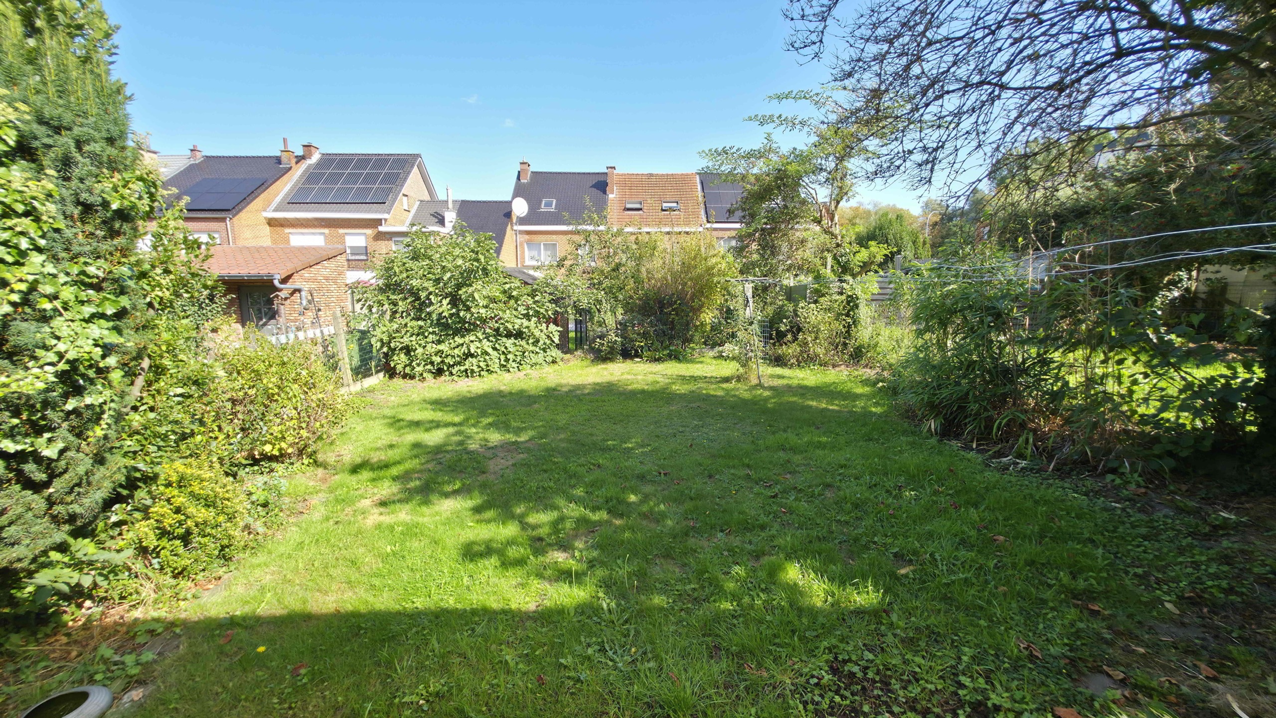 Ruime gezinswoning op toplocatie aan de stadsrand