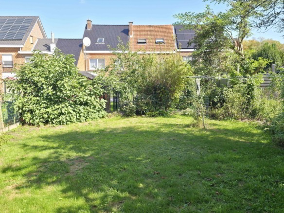 Ruime gezinswoning op toplocatie aan de stadsrand