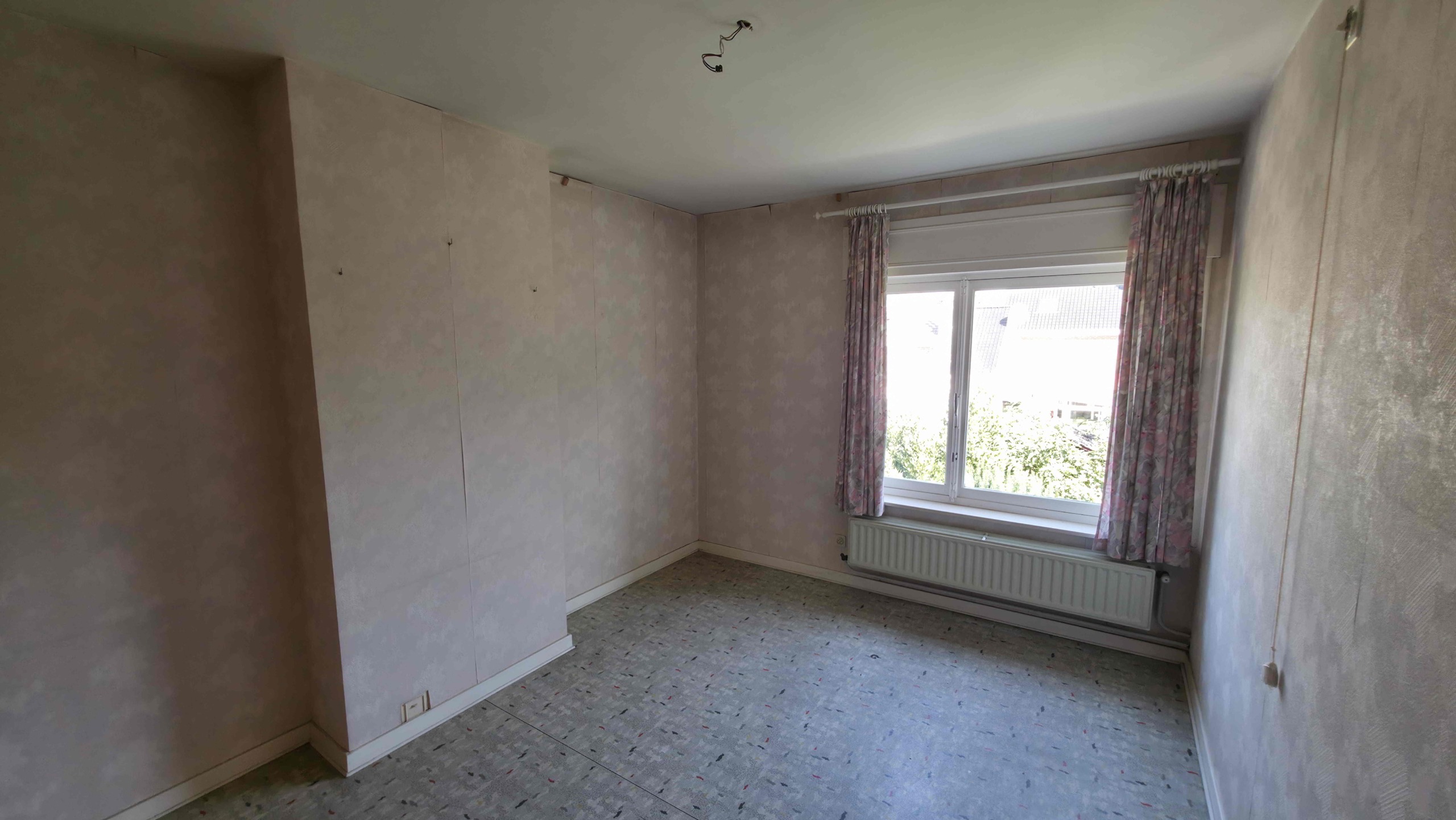 Ruime gezinswoning op toplocatie aan de stadsrand