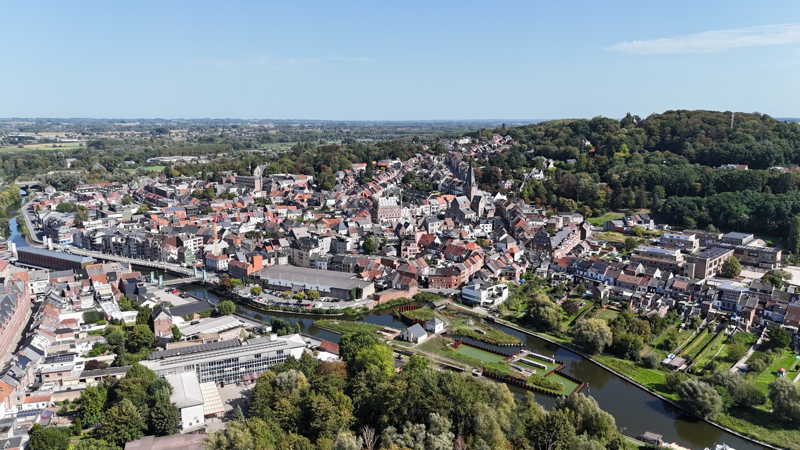 Ruime gezinswoning op toplocatie aan de stadsrand