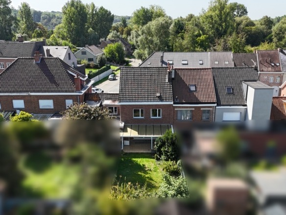 Ruime gezinswoning op toplocatie aan de stadsrand